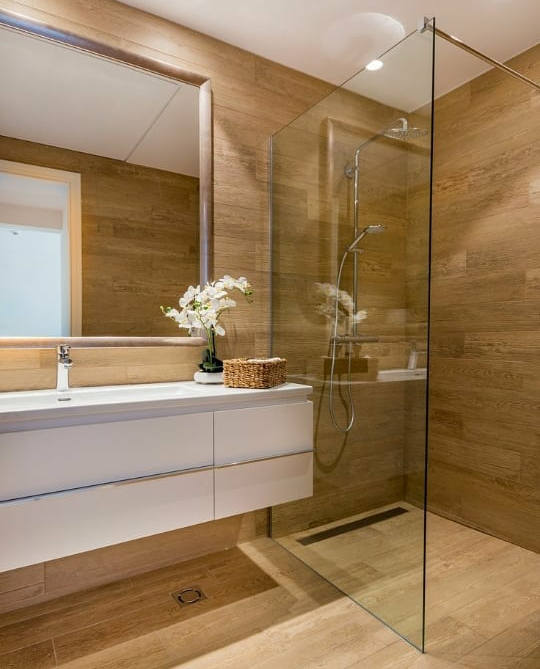 8mm Şeffaf Seperatör Dusakabin