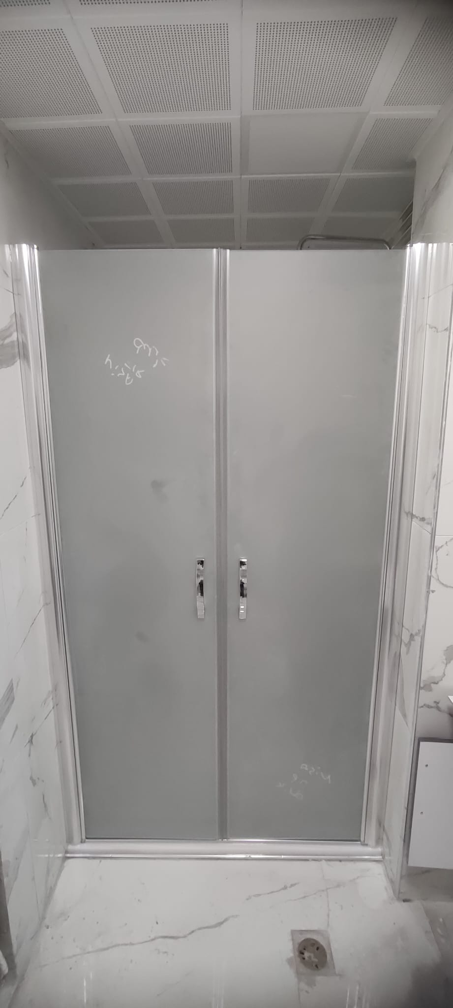 Relax Serisi Bar Kapısı Kumlu Duşakabin