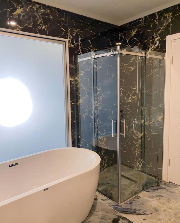 Smeraldo Serisi Köşe Duşakabin