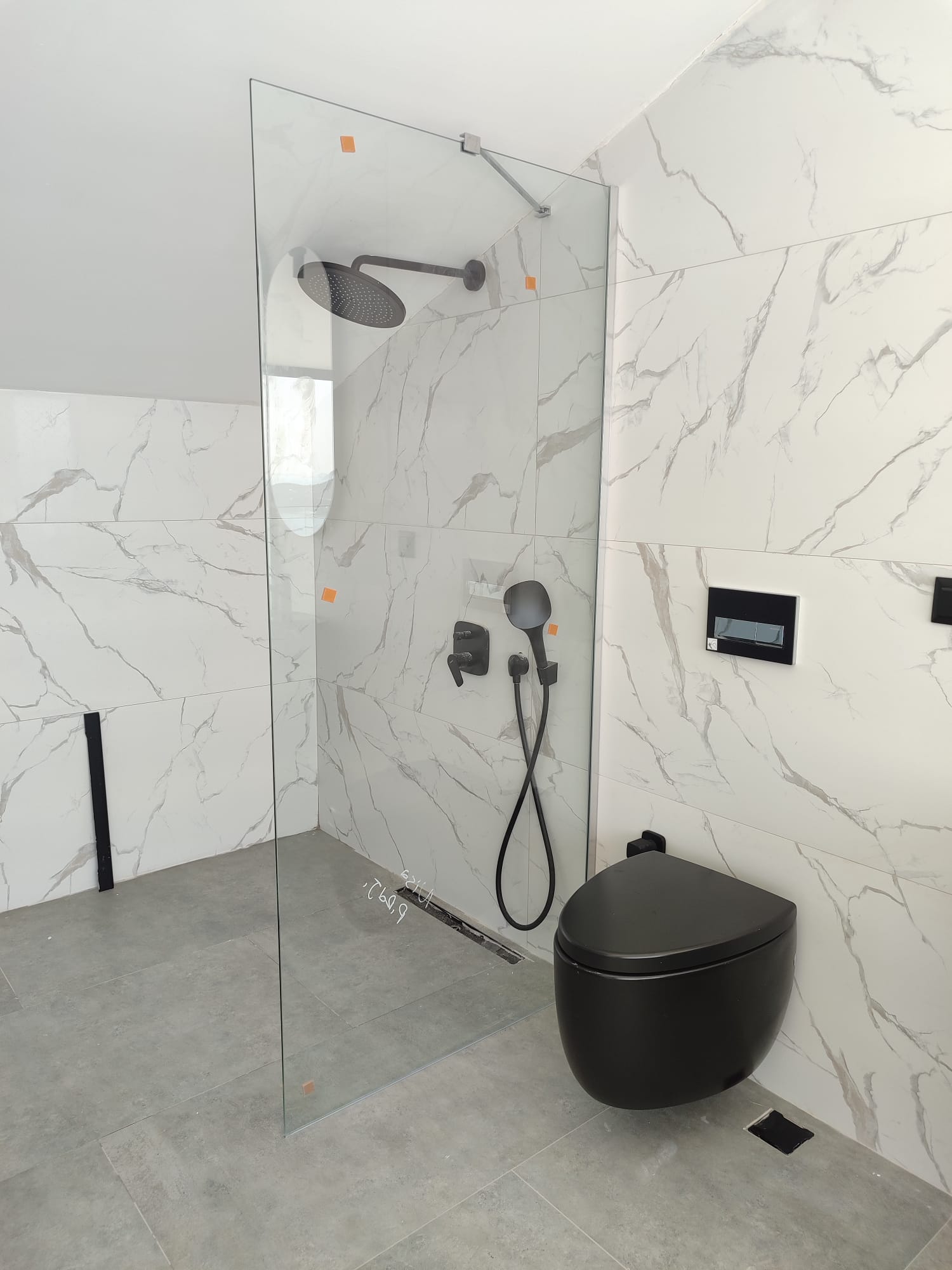 8mm Seperatör Şeffaf Duşakabin